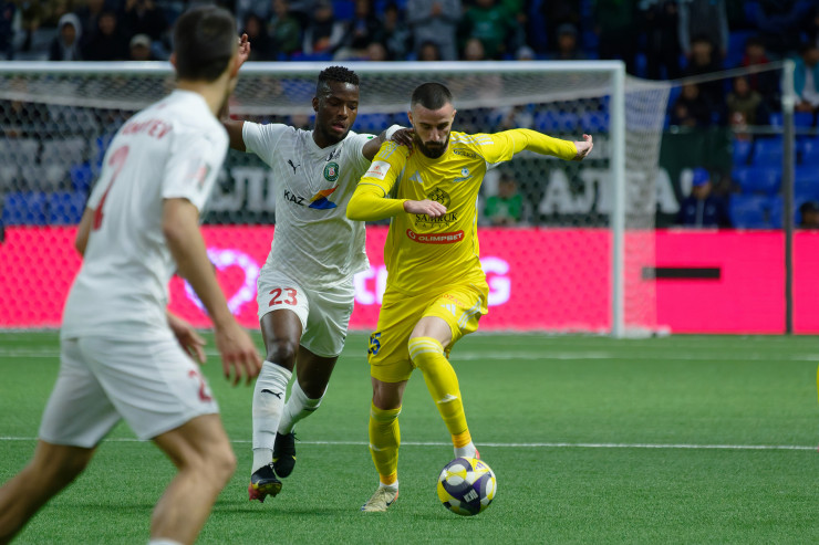 Алекса Аманович против 