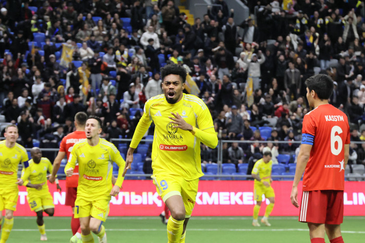 Джеффри Чинеду - гол в ворота