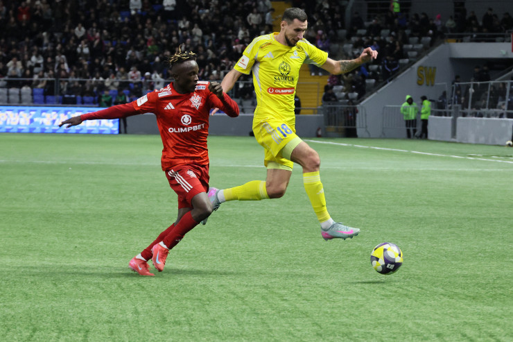 Амаду Думбуя и Дмитрий Шомко