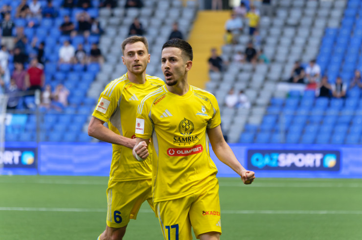 Назми Грипши в 