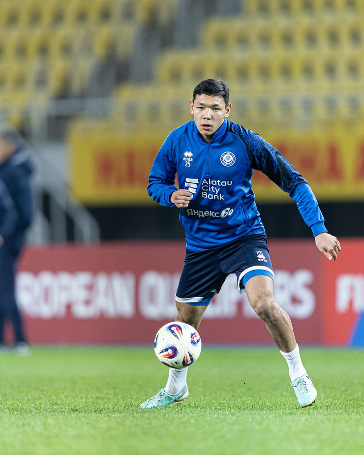 Алмас Тюлюбай в сборной Казахстана