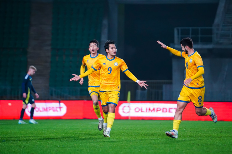 Айбар Абдулла в молодёжной сборной Казахстана