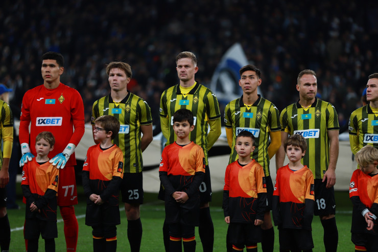 Футболисты 