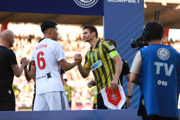 Алибек Касым и Александр Мартынович в КПЛ-2025