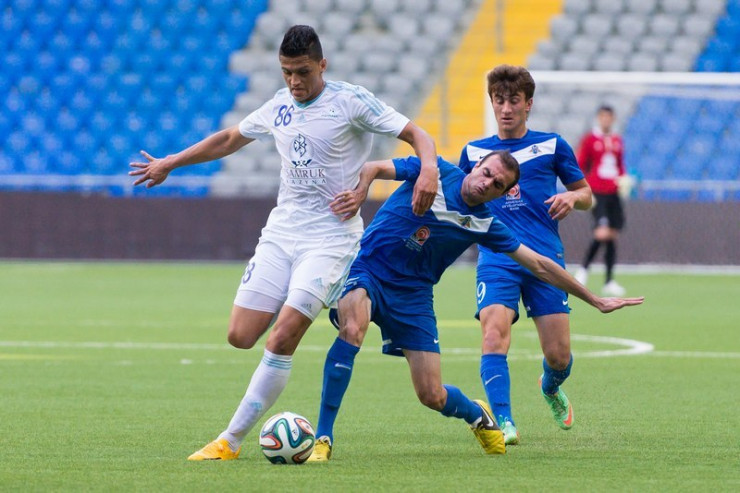 Рохер Каньяс против Камо Оганесяна