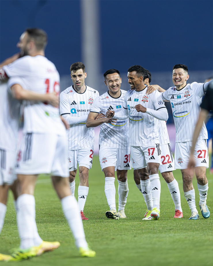 Футболисты 