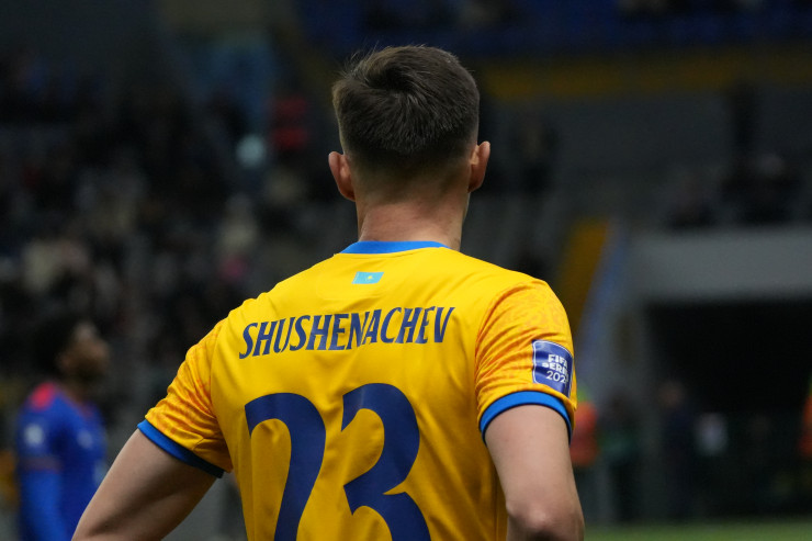 Артур Шушеначев в матче Казахстан - Намибия