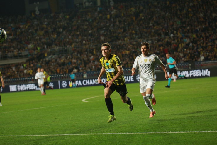 Александр Мрынский в матче с