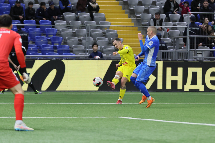 Карло Бартолец в матче