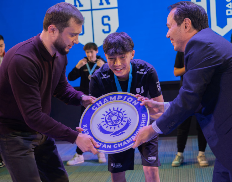 Данияр Шарабадин - чемпион Казахстана по EA FC